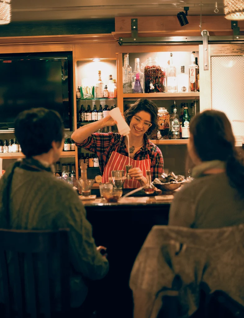 Vena's Fizz House, Portland