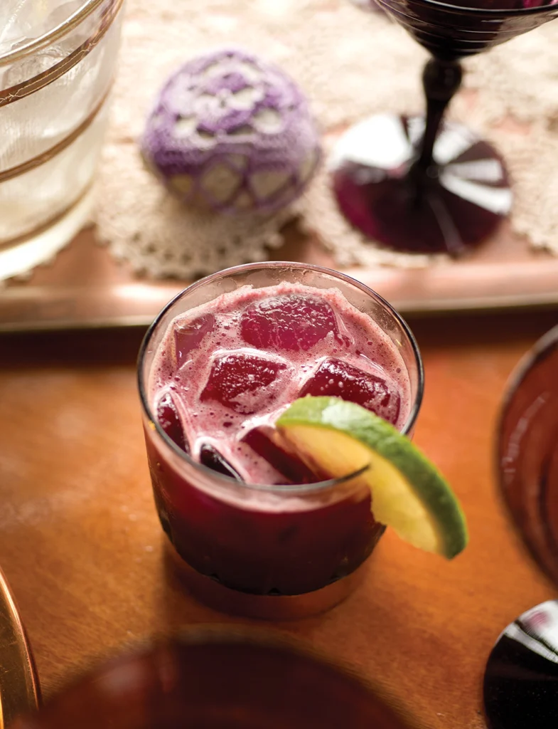 Vena's Fizz House, Portland