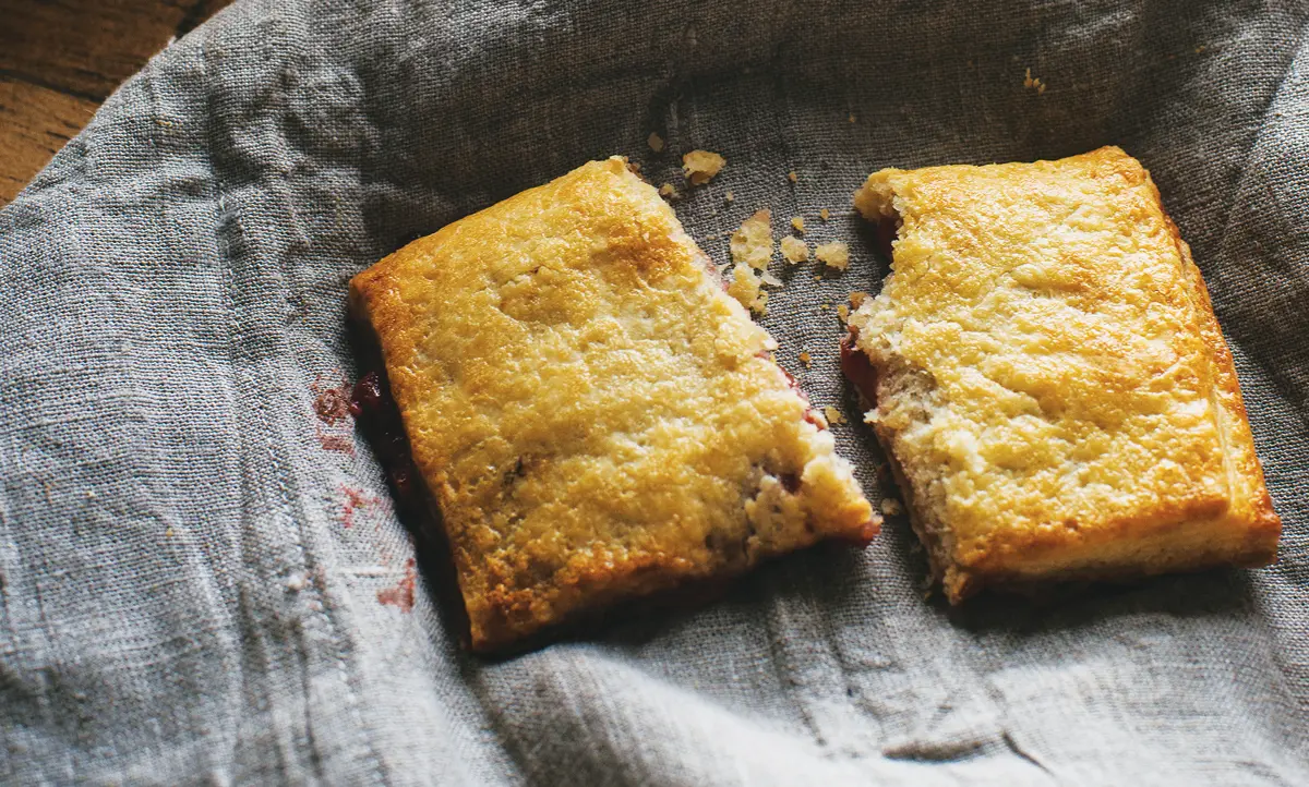 Rhubarb Hand Pies