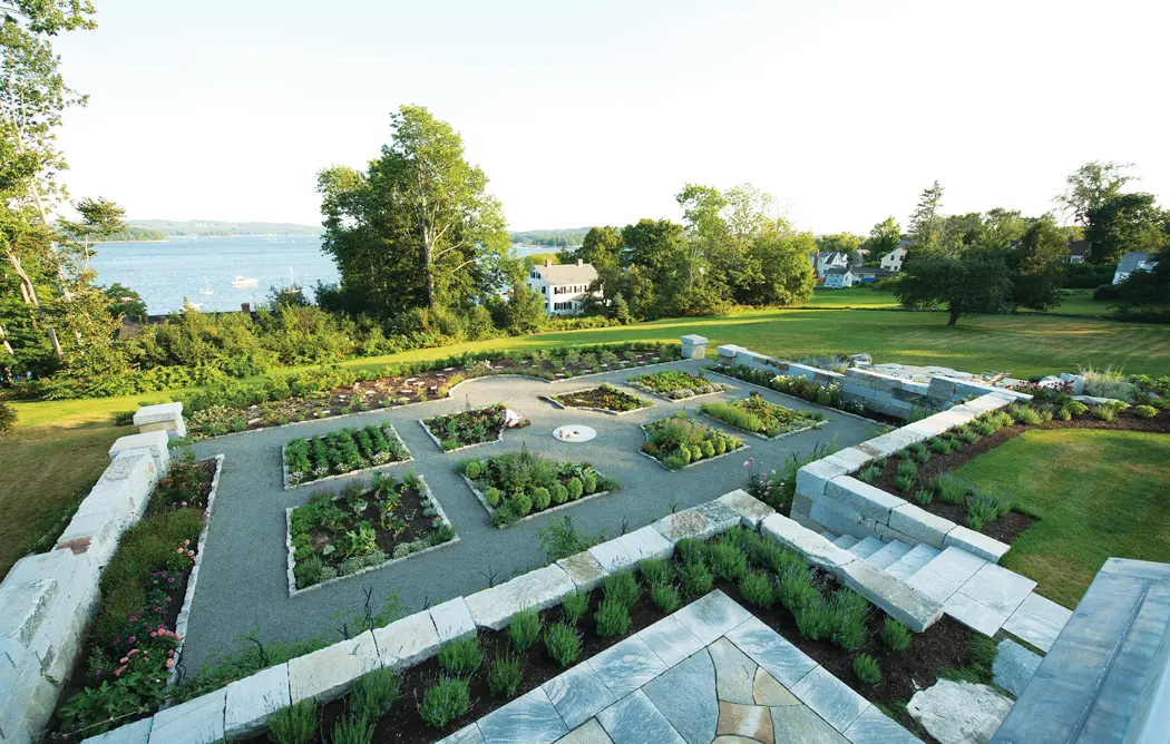 Castine-Garden