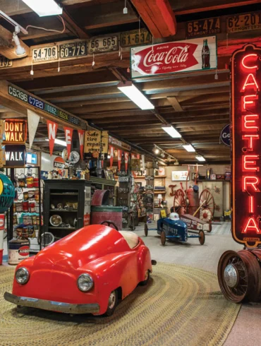 Best of Maine, Antiques