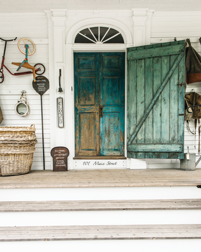 Maine Antiques Guide