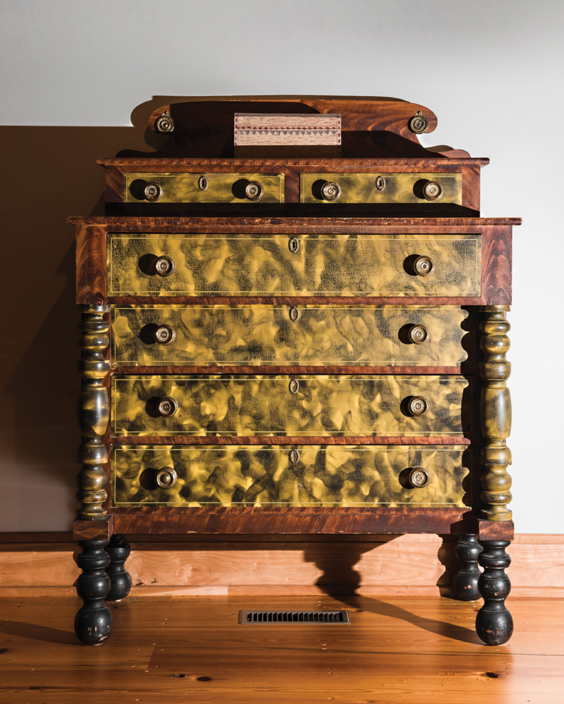 Grain-Painted Furniture