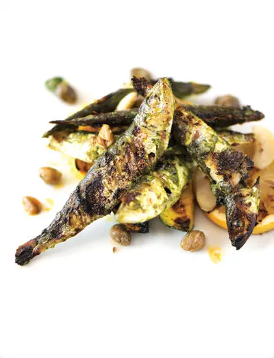 Grilled sardina in white wine and cilantro.