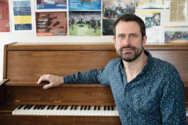 Daniel Sonenberg at the piano