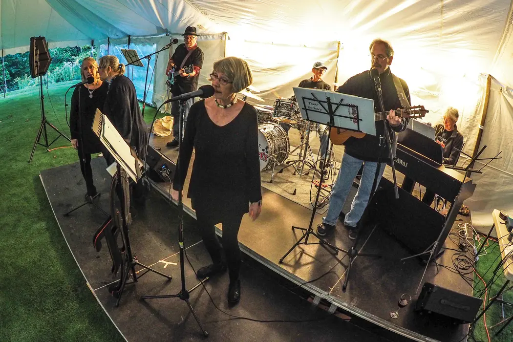 Highland Green band