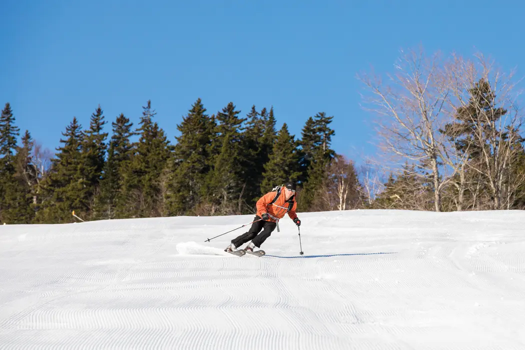 Chris Hayward skiing