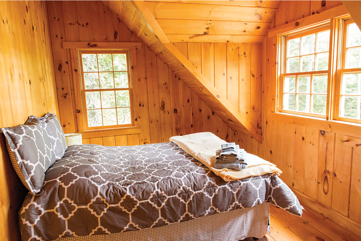 Maine Island Lodge