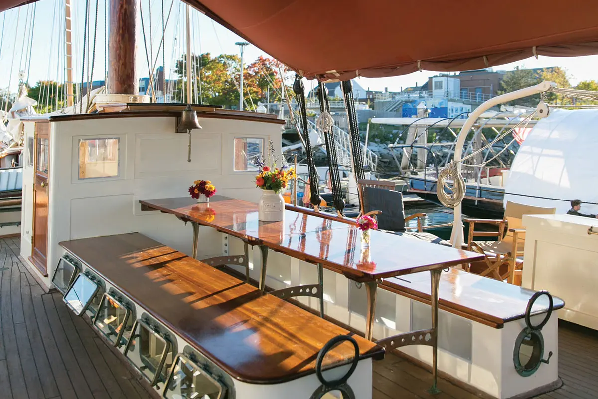 Maine Schooner Ladona