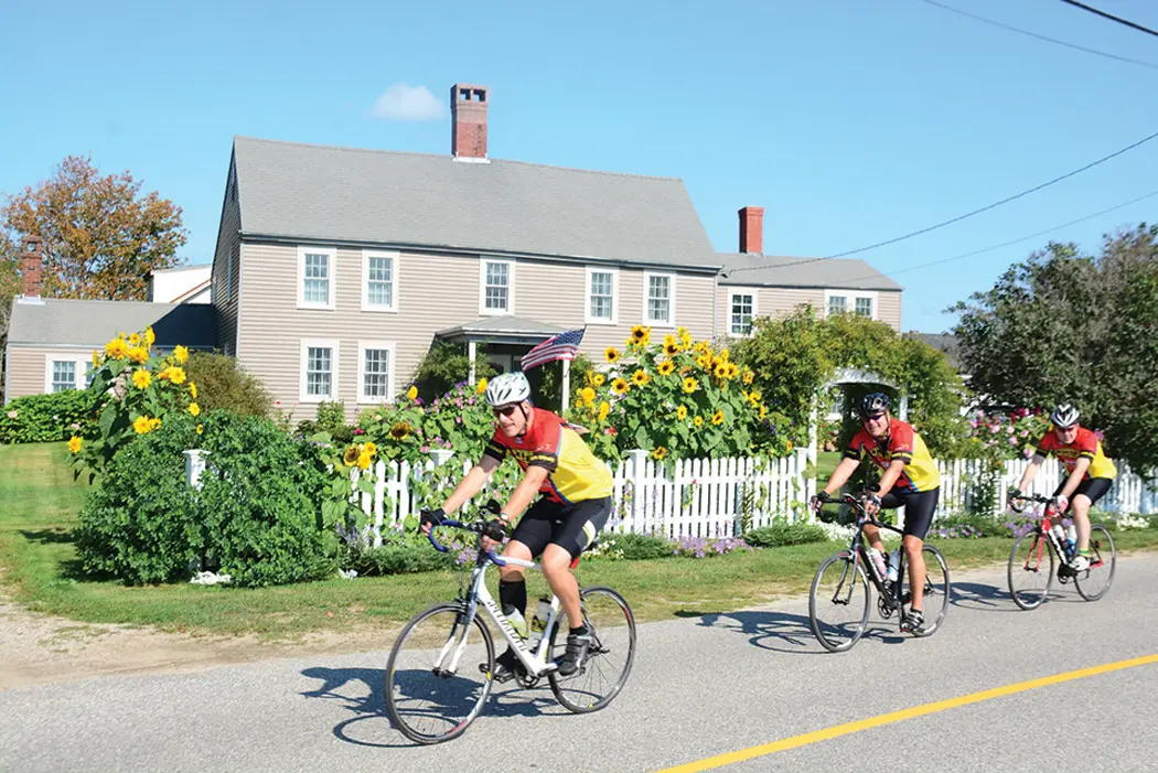 Kennebunks Four Ways Cyclists enjoy the inland backroads of Kennebunkport
