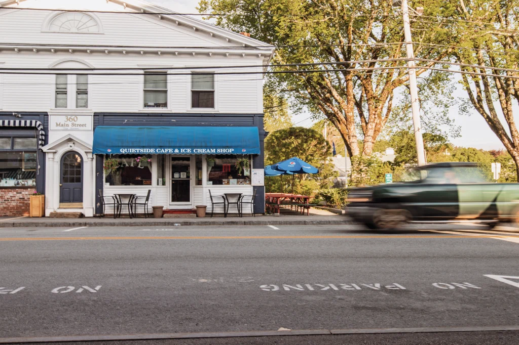 Quietside Cafe & Ice Cream Shop