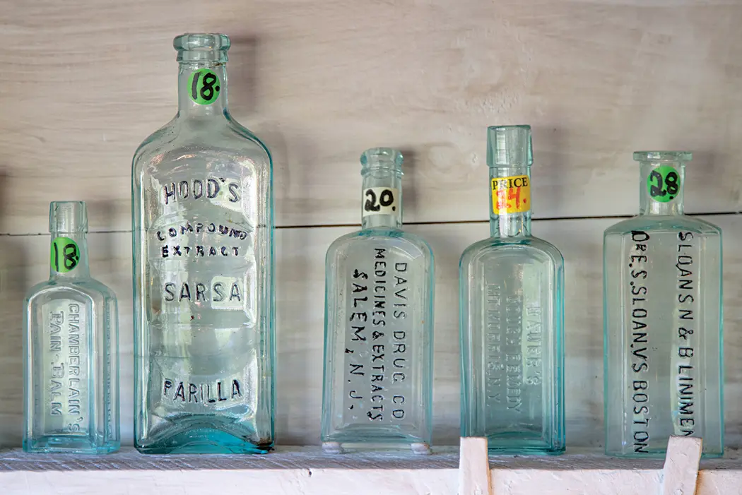 antique bottles at Dave’s Bottles