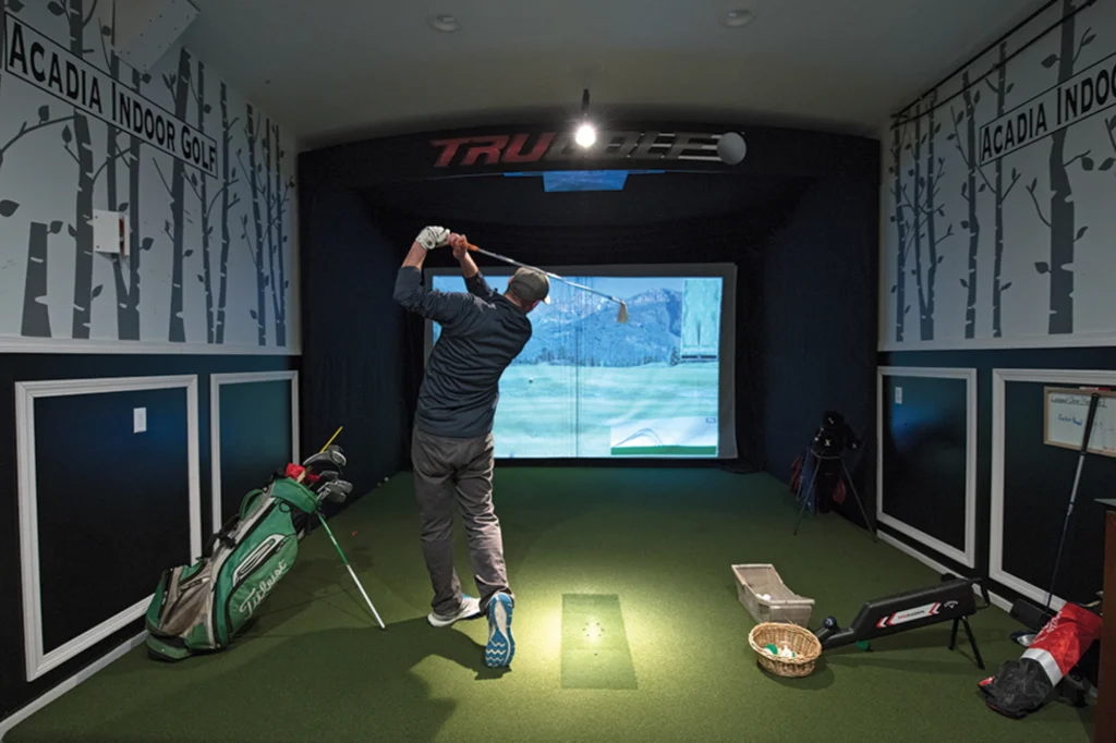 virtual golf at the Acadia Hotel