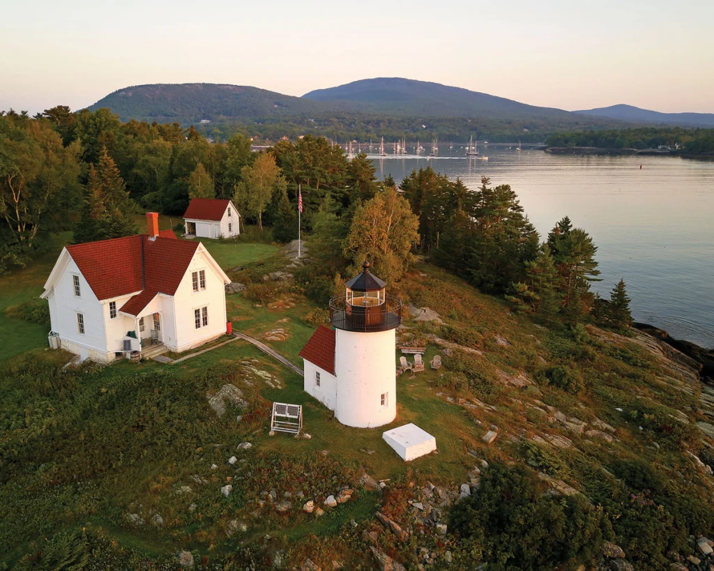 Curtis Island Light