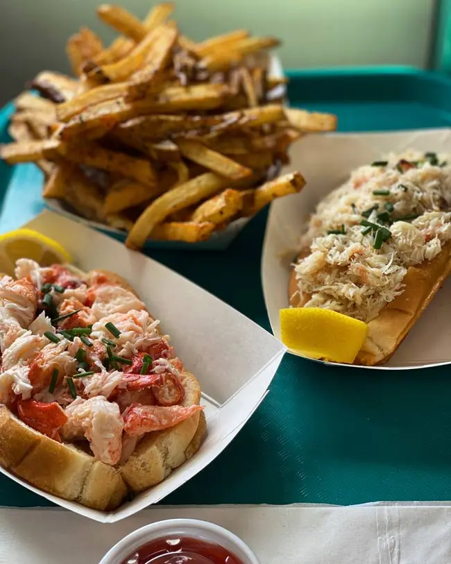 Must Be Nice Lobster Co.'s lobster rolls
