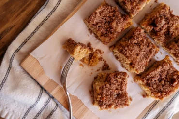 rhubarb squares