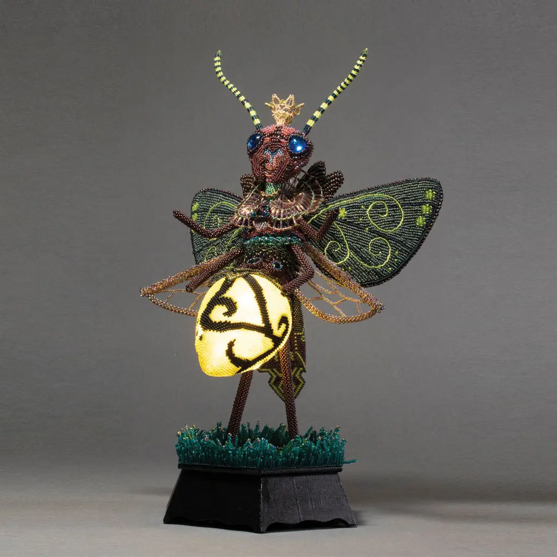 beadwork lightning bug by Melanie Chouinard