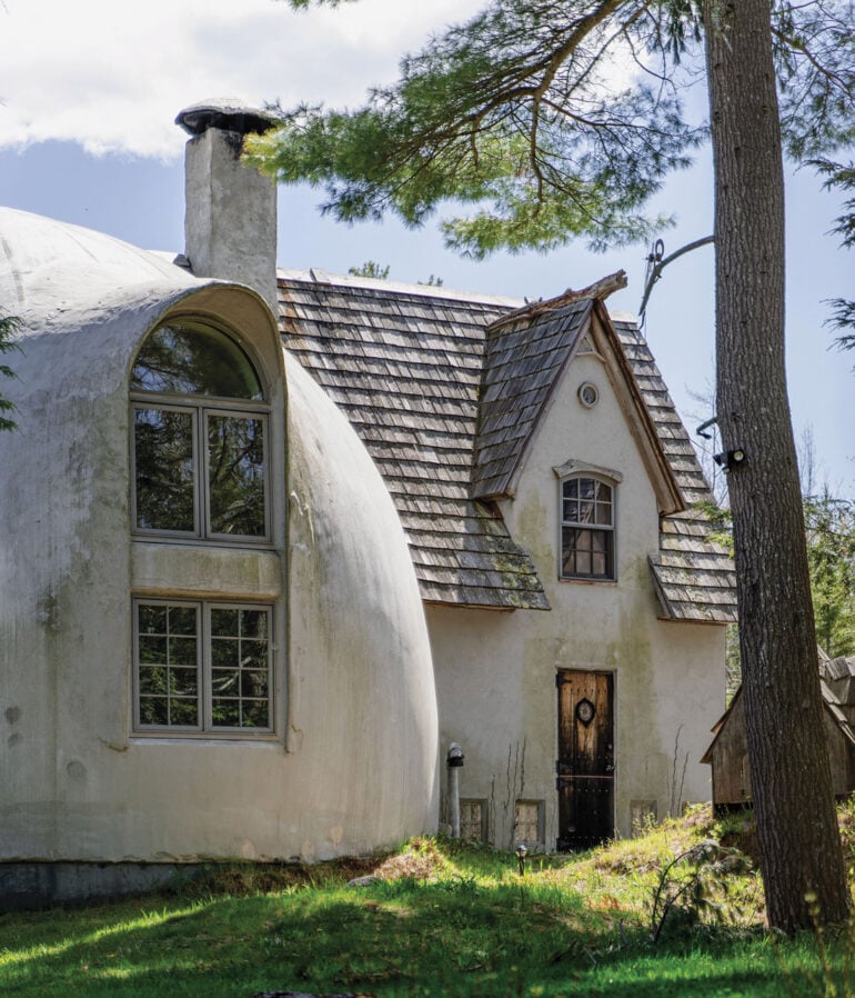 exterior of kennebunkport dome home