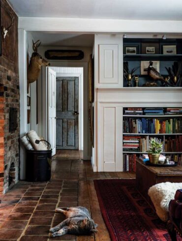 The study of Alna's Kingsford Manor