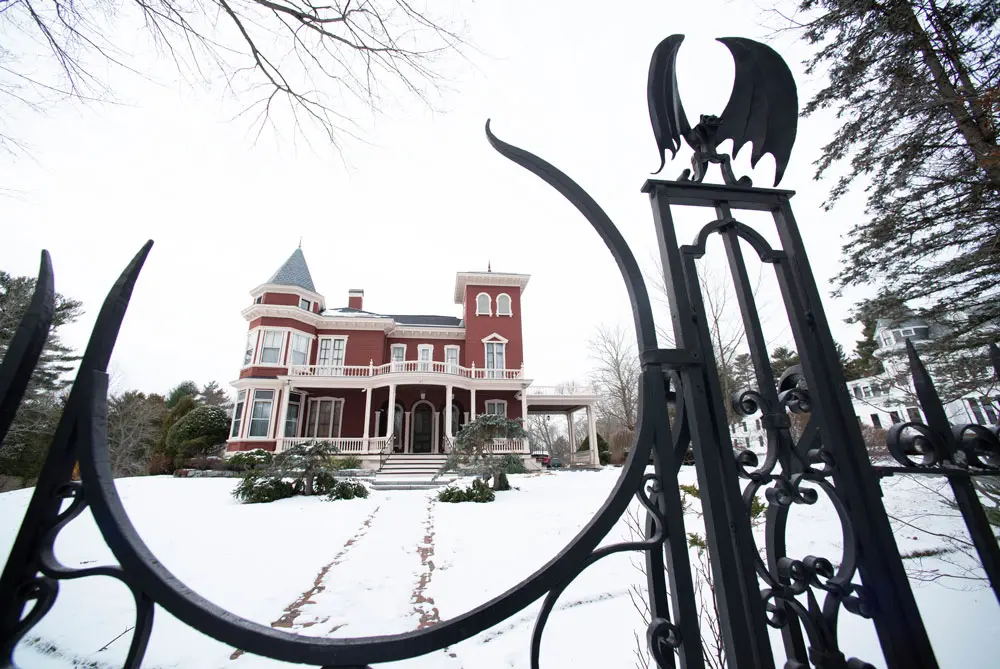 2102_MH9 Bangor’s William Arnold (a.k.a. Stephen King’s) House, an Italianate