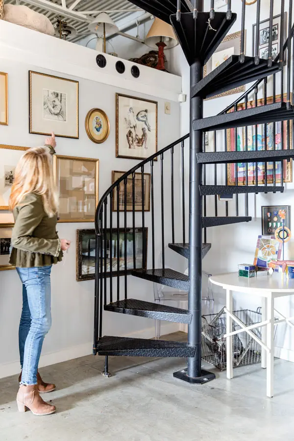 Janice Dunwoody and her spiral staircase