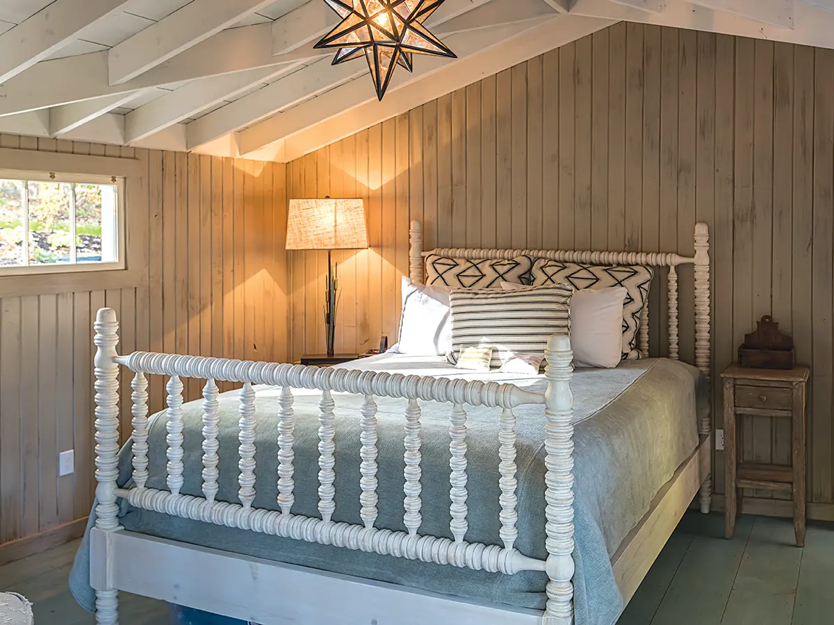 Megunticook Lake House guest room