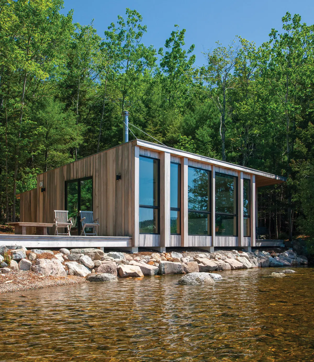 Small camp on Mount Desert Island's Long Pond by WMH Architects