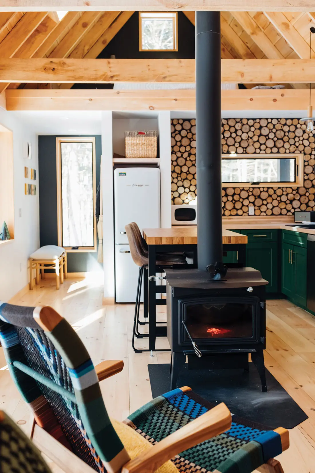 Cozy Rock Cabin