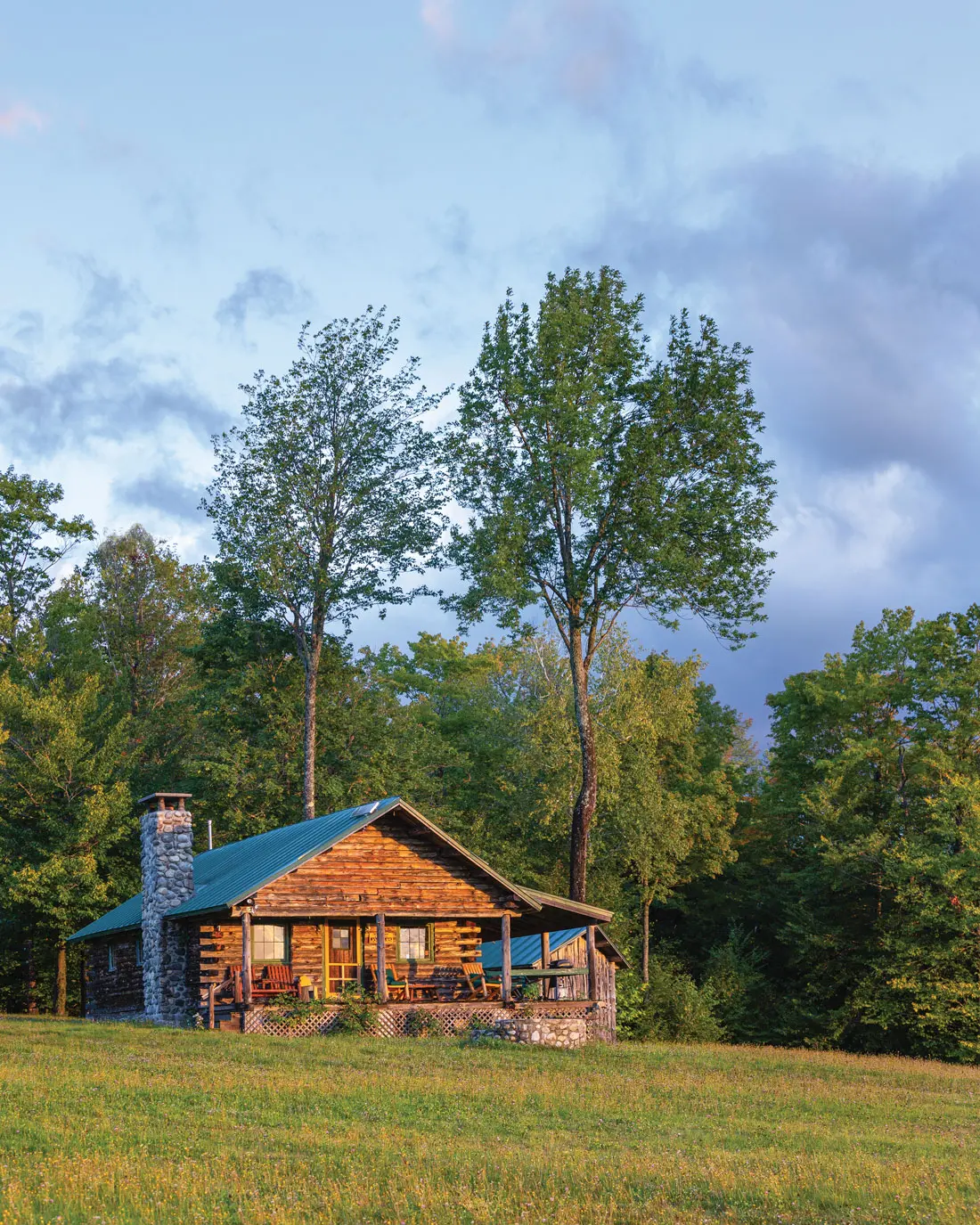 log cabin in Kingfield, Maine