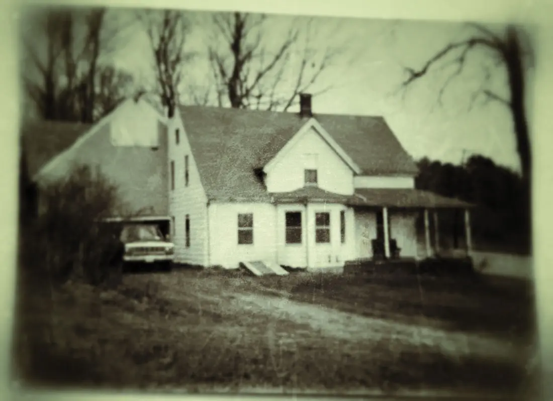 an old photo of a Maine farmhouse on Route 27 in Edgecomb