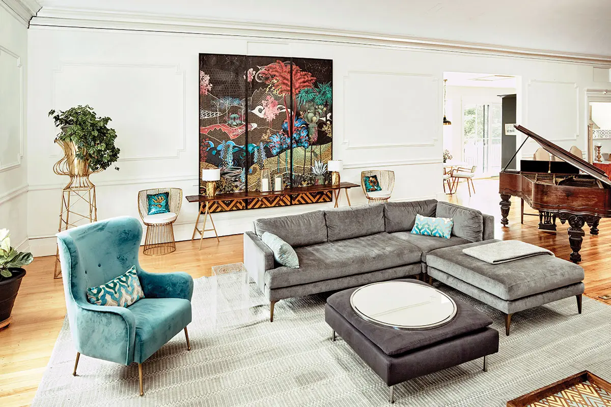 Mason House’s living room,