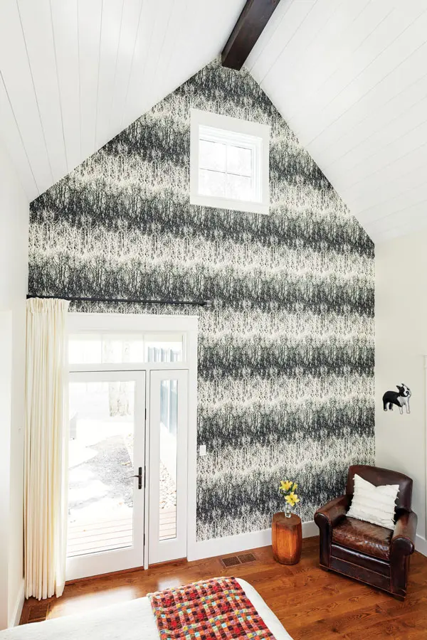 wallpaper-2 ways to use wall paper, accent wall