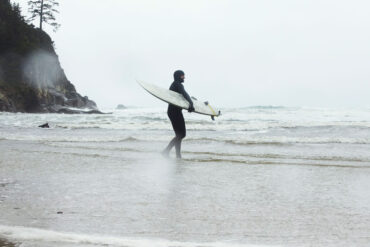 Mike Faherty surfing