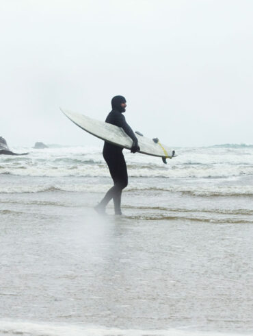 Mike Faherty surfing